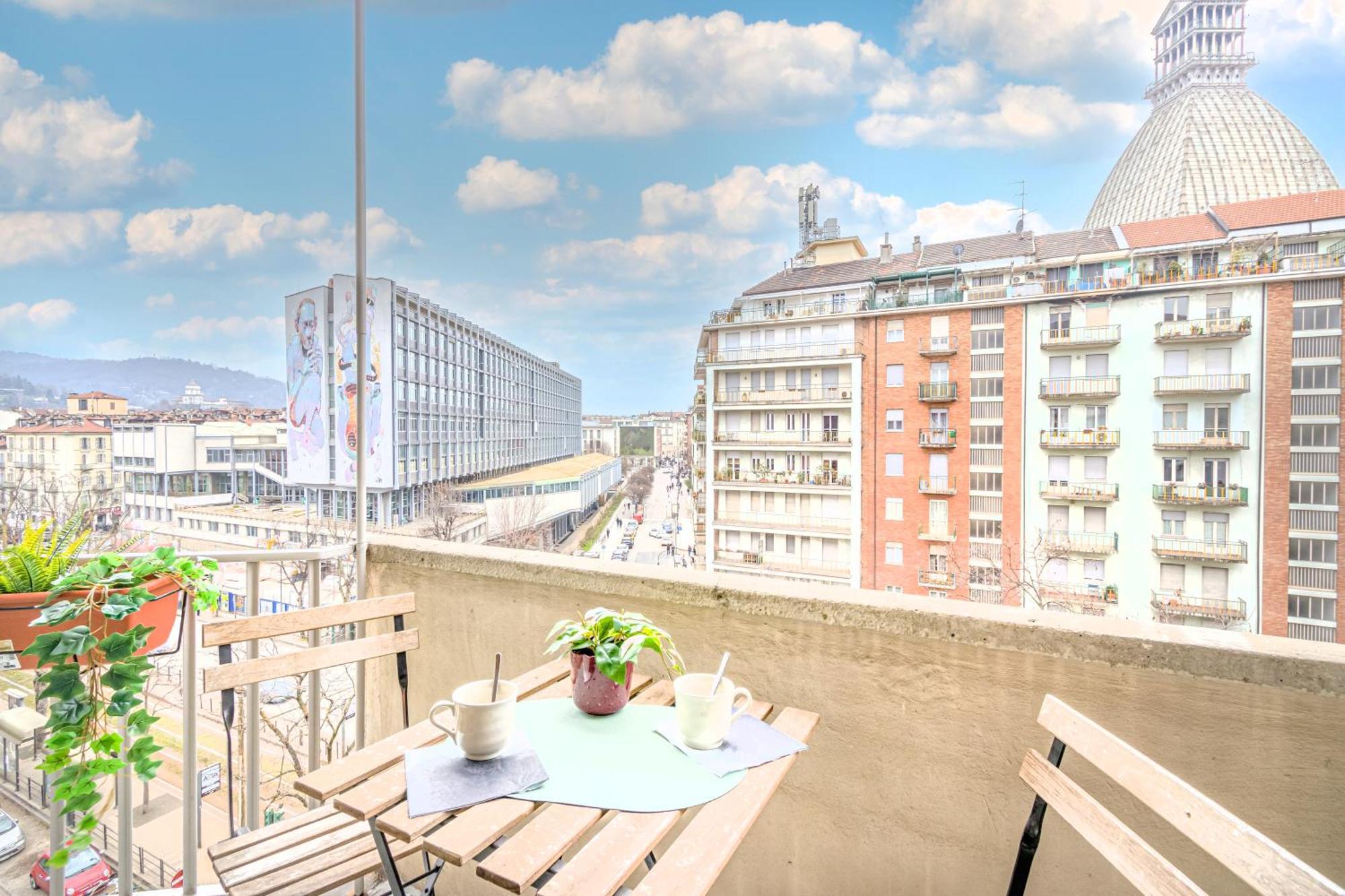 Appartamenti Vista Mole, Centro A 15 Min - Luxury Suites & Fast Wifi Torino Exterior foto